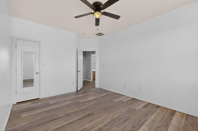 7220 Hearthstone Road NW, Albuquerque, NM 87114