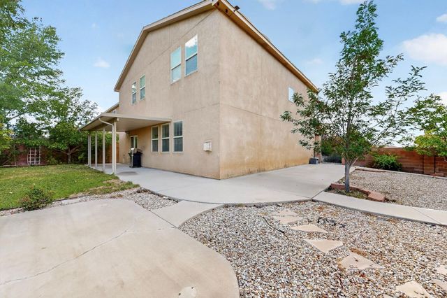 7220 Hearthstone Road NW, Albuquerque, NM 87114