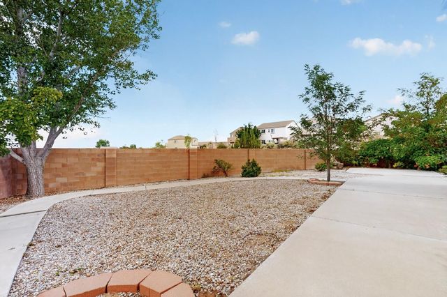 7220 Hearthstone Road NW, Albuquerque, NM 87114