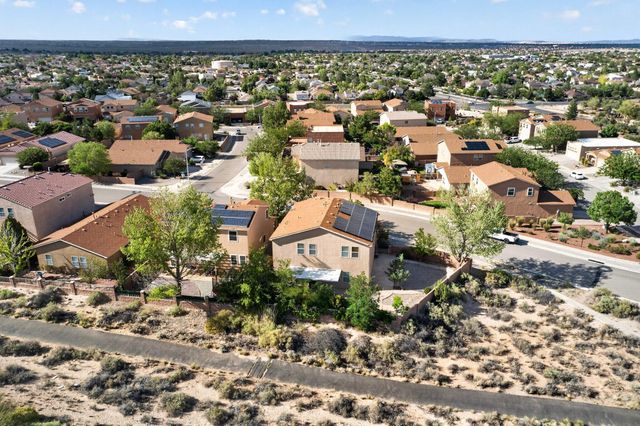 7220 Hearthstone Road NW, Albuquerque, NM 87114