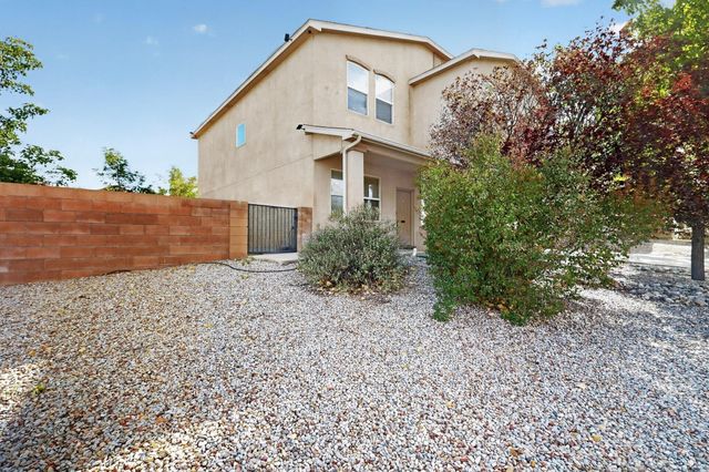 7220 Hearthstone Road NW, Albuquerque, NM 87114