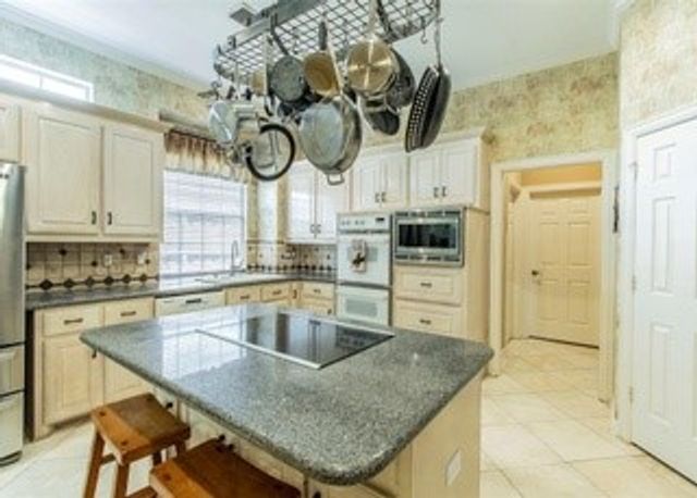 2909 Harkness Drive, Plano, TX 75093