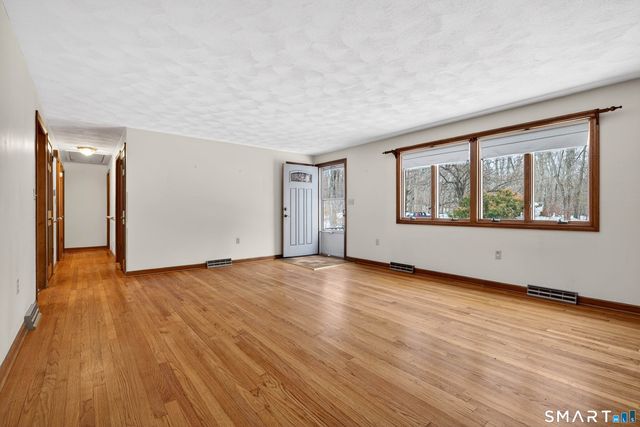 85 Bogel Road, East Haddam, CT 06423