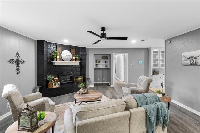 406 N 37th Street, Corsicana, TX 75110