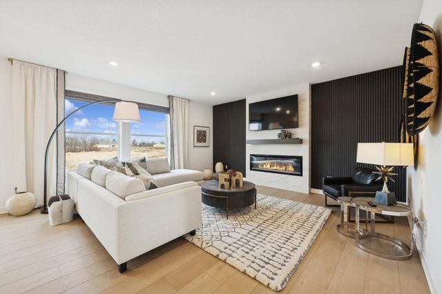 8678 183rd Street W, Lakeville, MN 55044