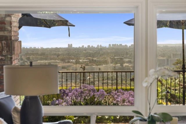 6525 Crystalaire, San Diego, CA 92120