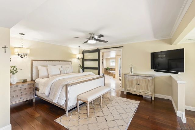 6525 Crystalaire, San Diego, CA 92120