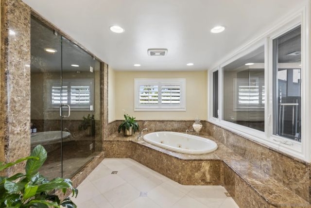 6525 Crystalaire, San Diego, CA 92120