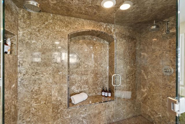 6525 Crystalaire, San Diego, CA 92120