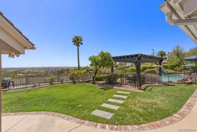 6525 Crystalaire, San Diego, CA 92120