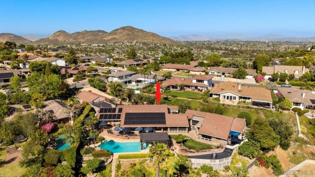 6525 Crystalaire, San Diego, CA 92120