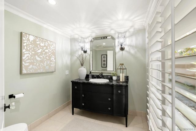 6525 Crystalaire, San Diego, CA 92120