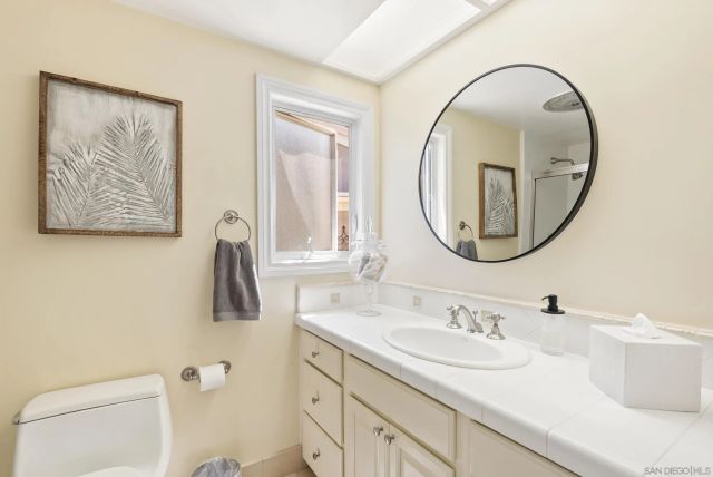 6525 Crystalaire, San Diego, CA 92120