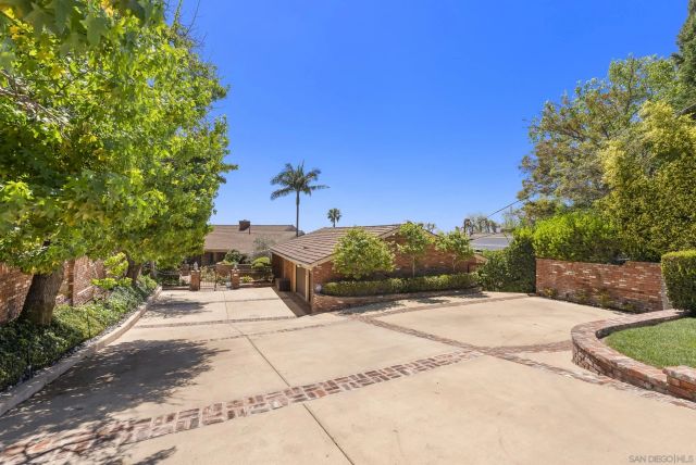 6525 Crystalaire, San Diego, CA 92120