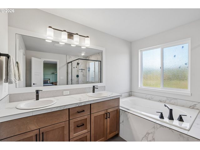 3658 TIANA St, Forest Grove, OR 97116