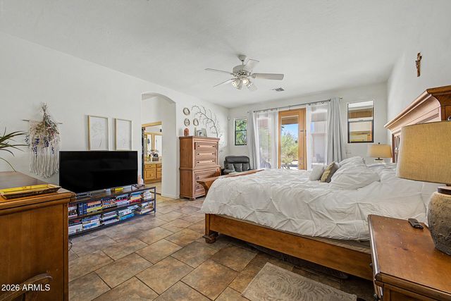 1723 E DOLORES Road, Phoenix, AZ 85086