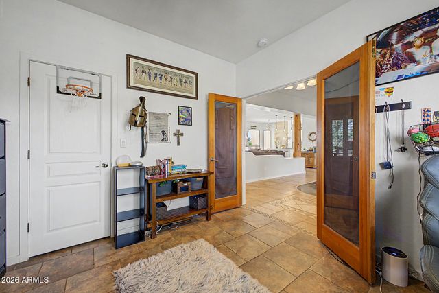 1723 E DOLORES Road, Phoenix, AZ 85086