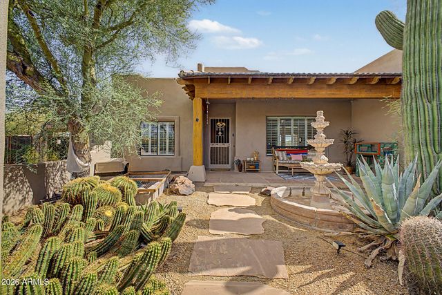 1723 E DOLORES Road, Phoenix, AZ 85086