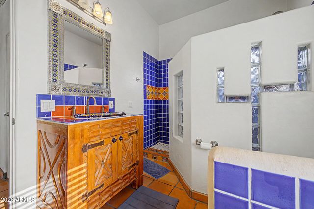 1723 E DOLORES Road, Phoenix, AZ 85086