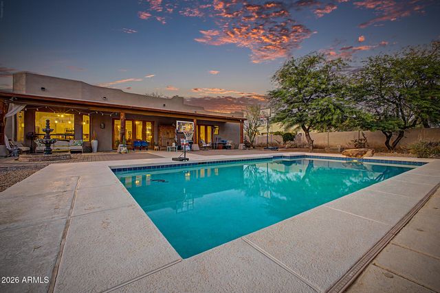 1723 E DOLORES Road, Phoenix, AZ 85086