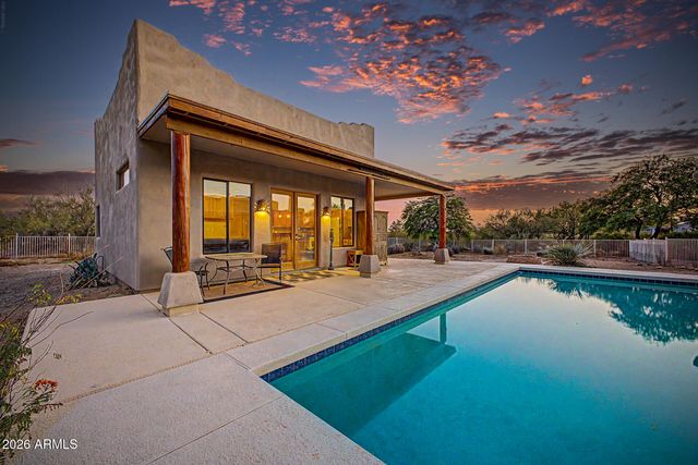 1723 E DOLORES Road, Phoenix, AZ 85086
