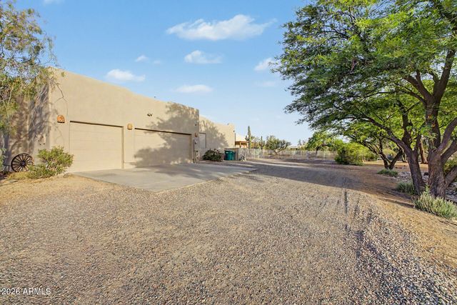 1723 E DOLORES Road, Phoenix, AZ 85086