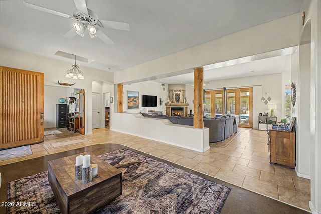 1723 E DOLORES Road, Phoenix, AZ 85086