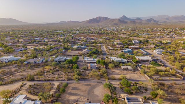 1723 E DOLORES Road, Phoenix, AZ 85086