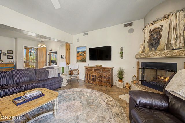 1723 E DOLORES Road, Phoenix, AZ 85086