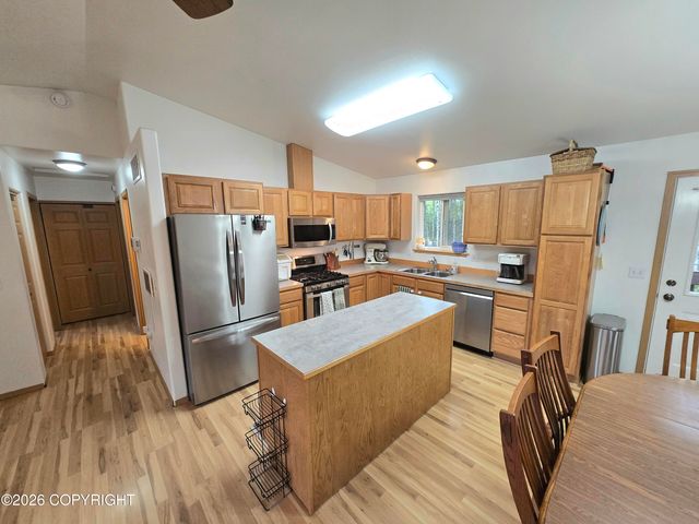 4787 W Ronnies Circle, Wasilla, AK 99623