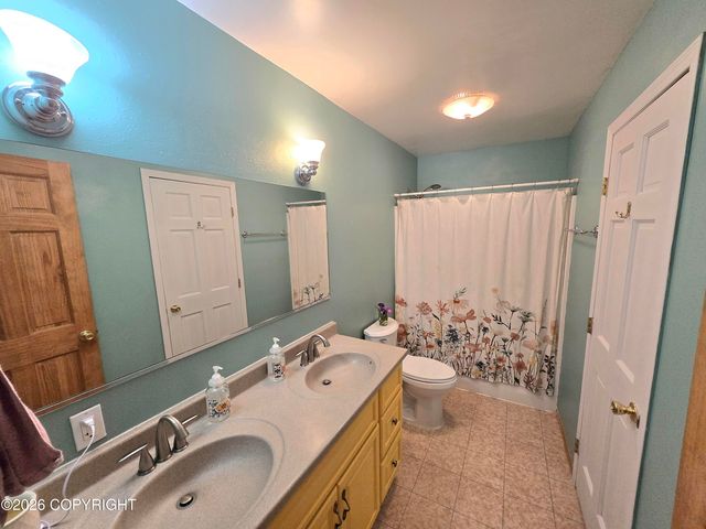 4787 W Ronnies Circle, Wasilla, AK 99623