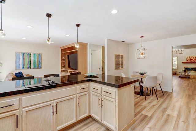 11488 Gold Country Blvd, Gold River, CA 95670