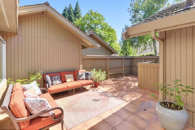 11488 Gold Country Blvd, Gold River, CA 95670