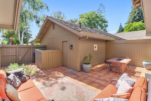 11488 Gold Country Blvd, Gold River, CA 95670