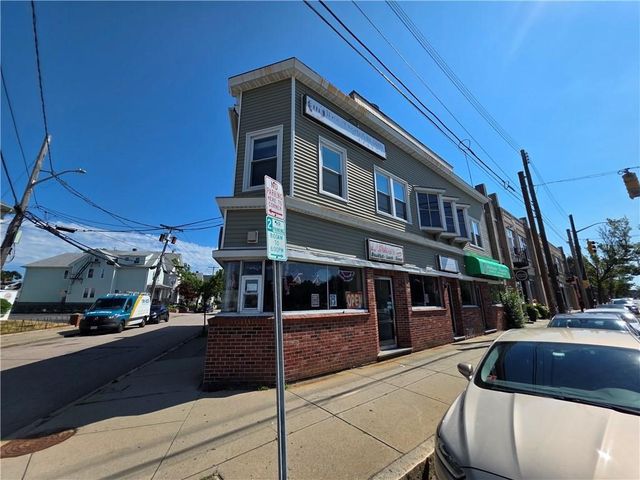 122 126 Taunton Ave, East Providence, RI 02814