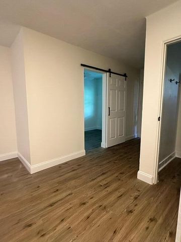 472 Magnolia Avenue 2, Melbourne, FL 32935