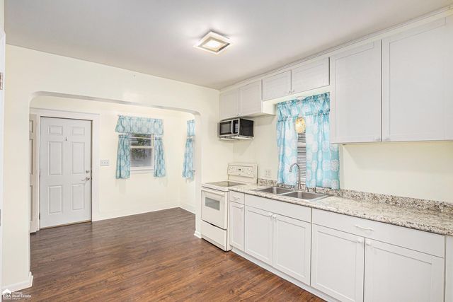 605 Spruce Street, Mount Morris, MI 48458