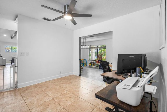 1948 SW 36th Avenue, Delray Beach, FL 33445