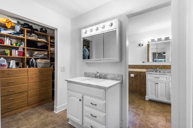 1948 SW 36th Avenue, Delray Beach, FL 33445