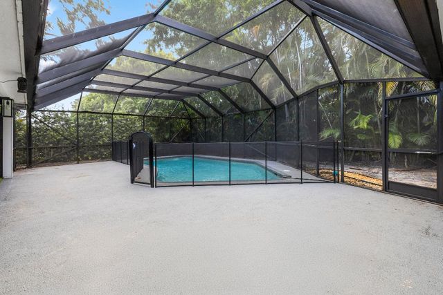 1948 SW 36th Avenue, Delray Beach, FL 33445