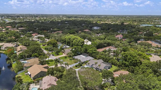 1948 SW 36th Avenue, Delray Beach, FL 33445