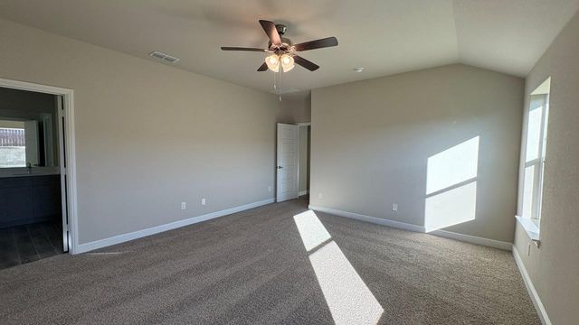 225 SANDSTONE Circle, Granbury, TX 76048