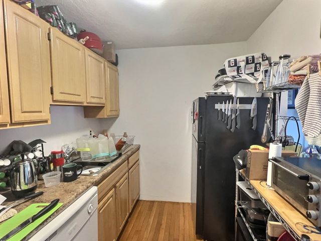 1027 Commonwealth Ave 12, Boston, MA 02215