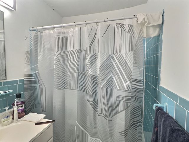 1027 Commonwealth Ave 12, Boston, MA 02215