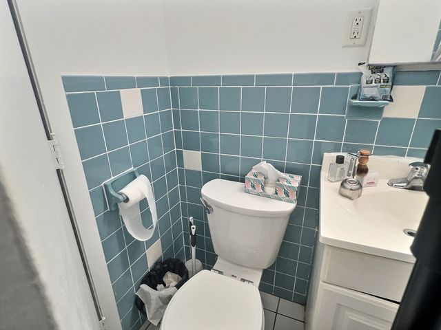 1027 Commonwealth Ave 12, Boston, MA 02215