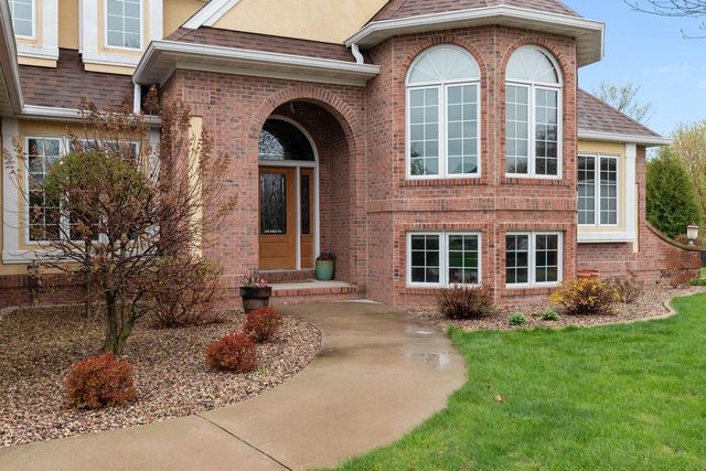 6709 N GULLWING COURT, Appleton, WI 54913