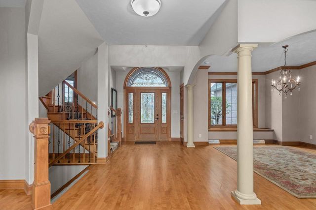 6709 N GULLWING COURT, Appleton, WI 54913