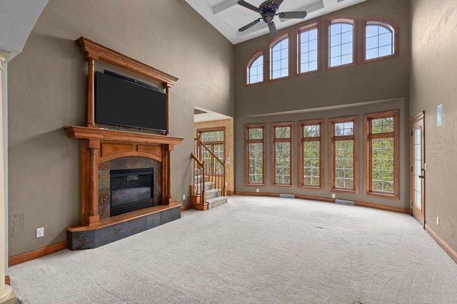 6709 N GULLWING COURT, Appleton, WI 54913