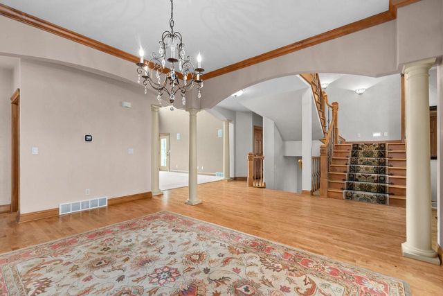 6709 N GULLWING COURT, Appleton, WI 54913