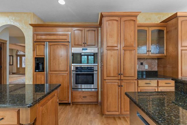 6709 N GULLWING COURT, Appleton, WI 54913
